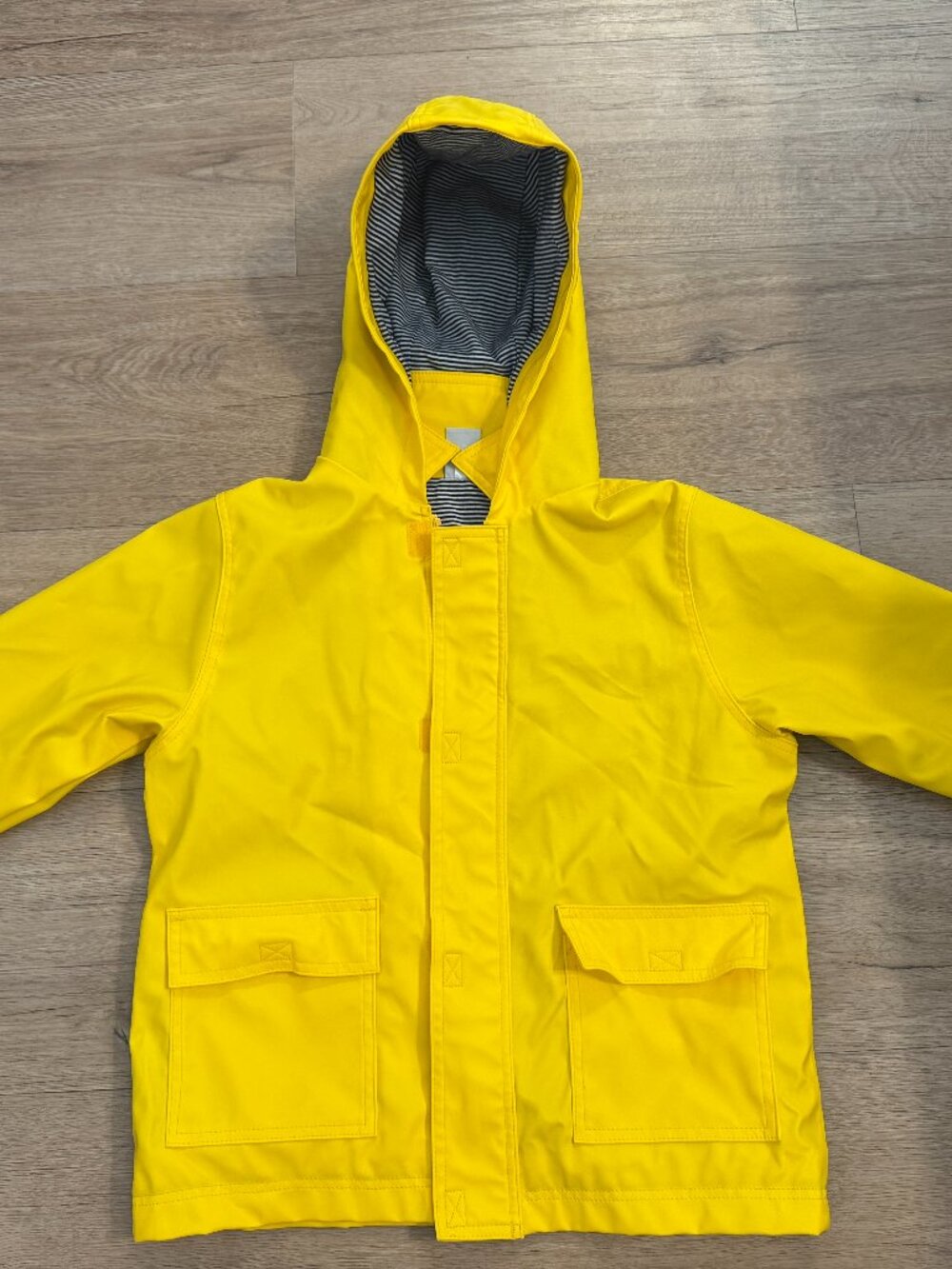 Petit Bateau Yellow Raincoat 4T / 104cm